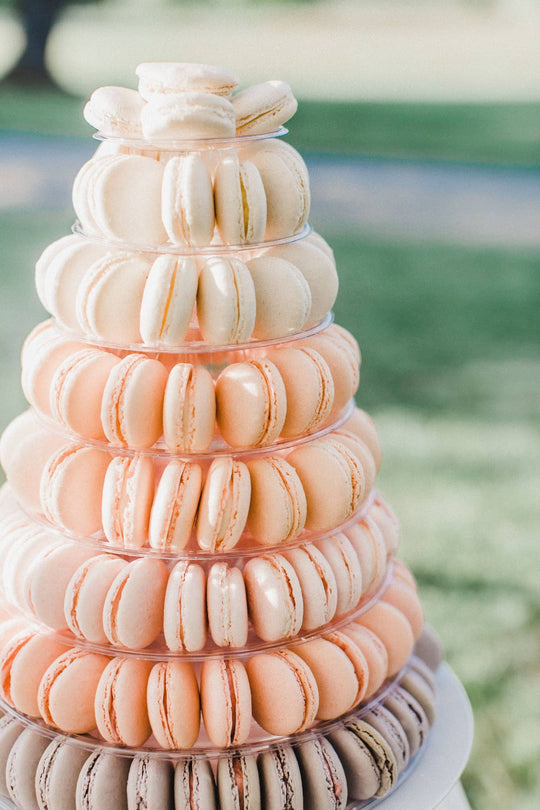 10 Unique Wedding Cake Alternatives