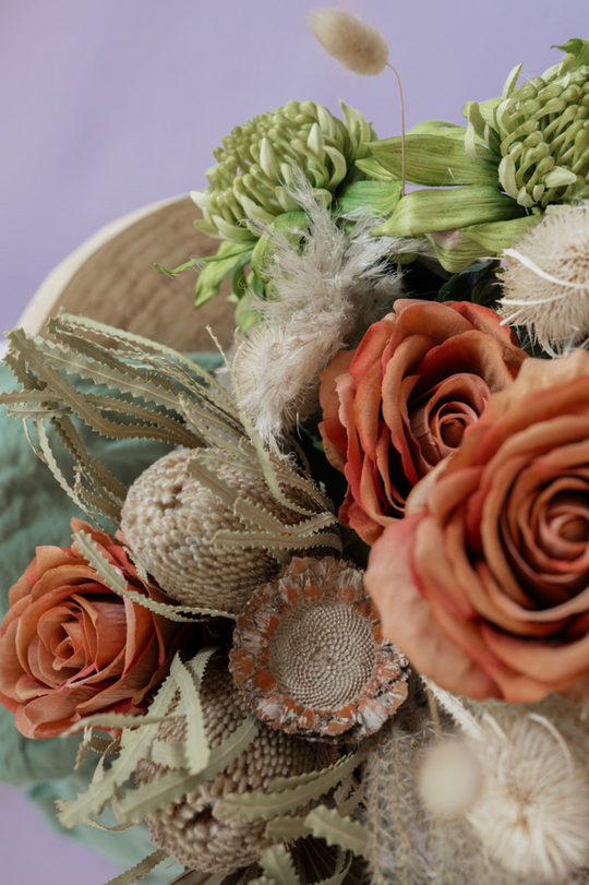 Dried flower arrangements in Melbourne is a gift that last